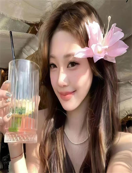 《我每周一个新身份》系列作品比较震撼人心的：各部特点与优劣分析