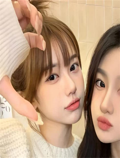 《Gossip她想知道的真正的》高潮解析扣人心弦的：戏剧冲突与情感爆发